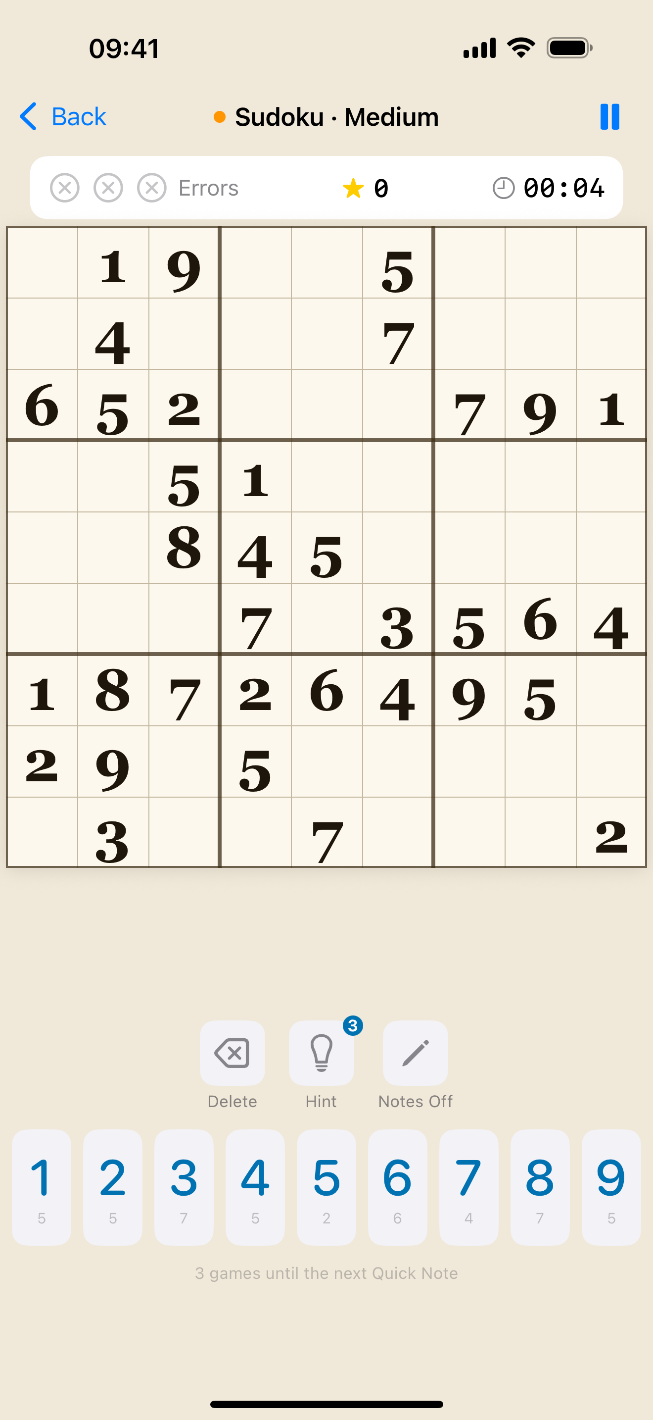 Sudoku Power App Screenshot: Interactive board with notes and highlighted conflicts
